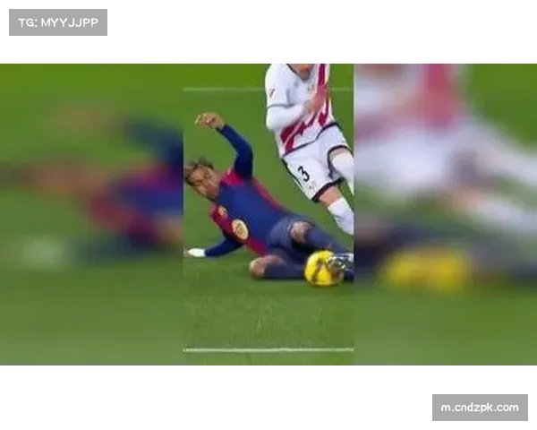 英超回应阿马德禁区摔倒争议称德库耶佩先碰球未构成点球