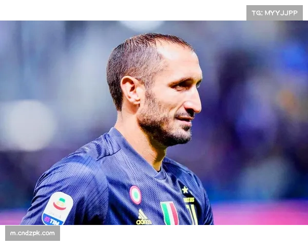 黑鹰新星列夫舒诺夫斩获生涯首球 成队史第三年轻进球后卫